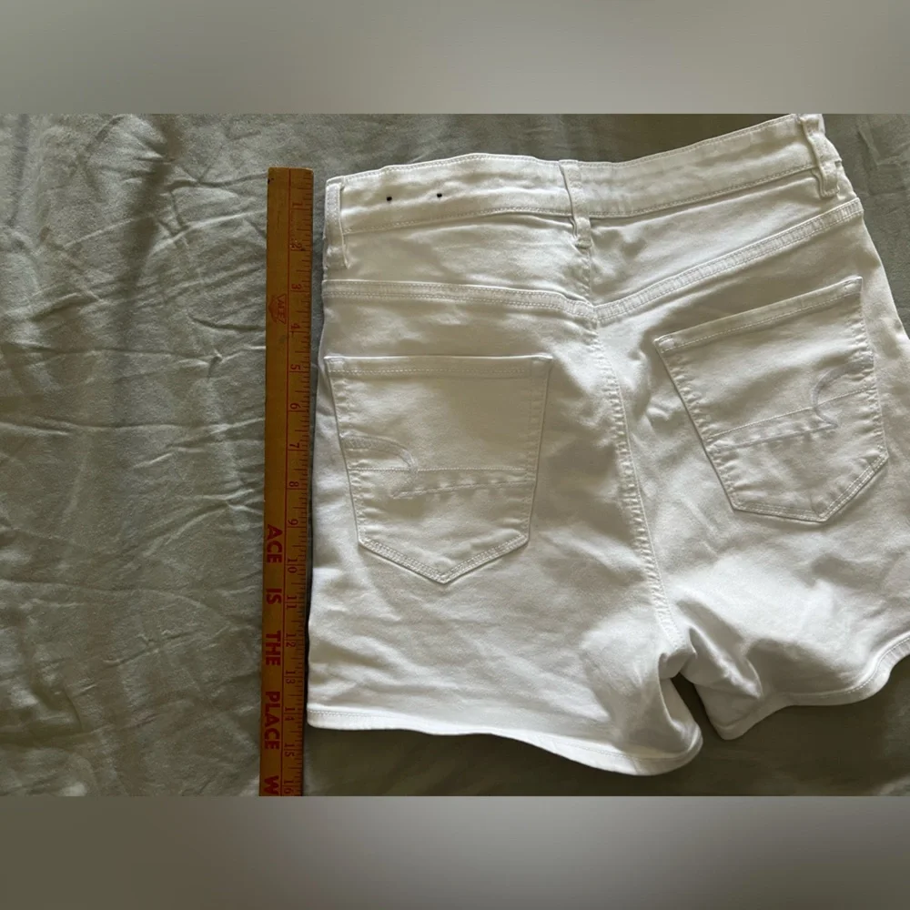 American eagle white shorts - Picture 2 of 5